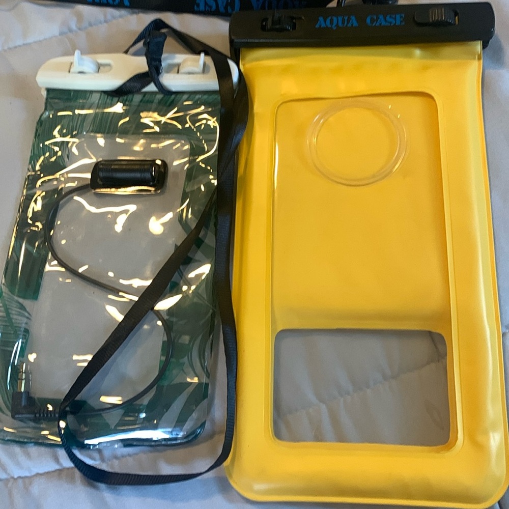 Aqua cases